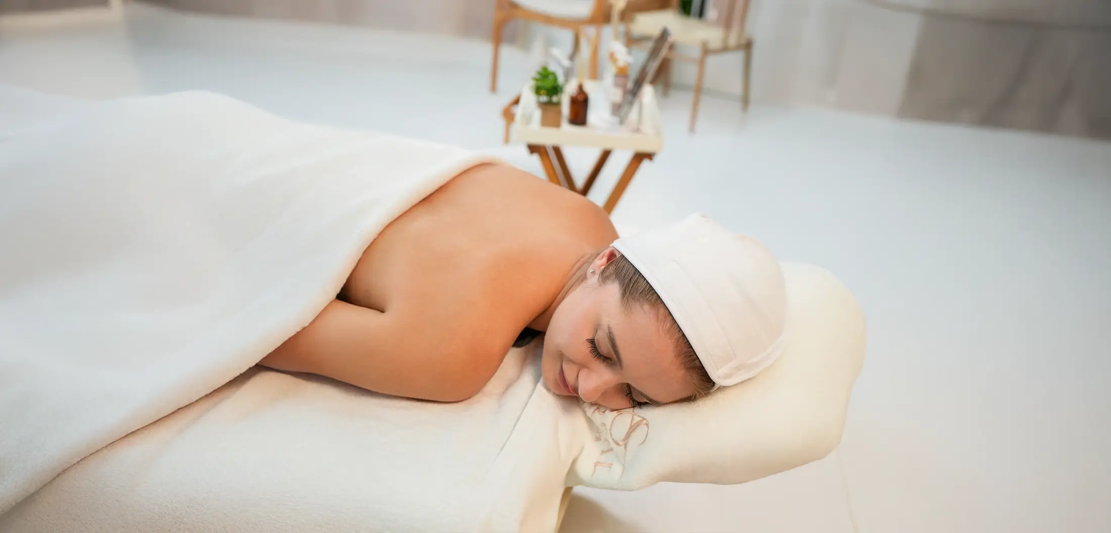 Mobile Beauty Salon Gallery Dubai